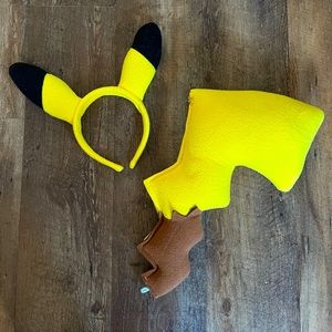 Pokémon Pikachu Costume/Cosplay Set